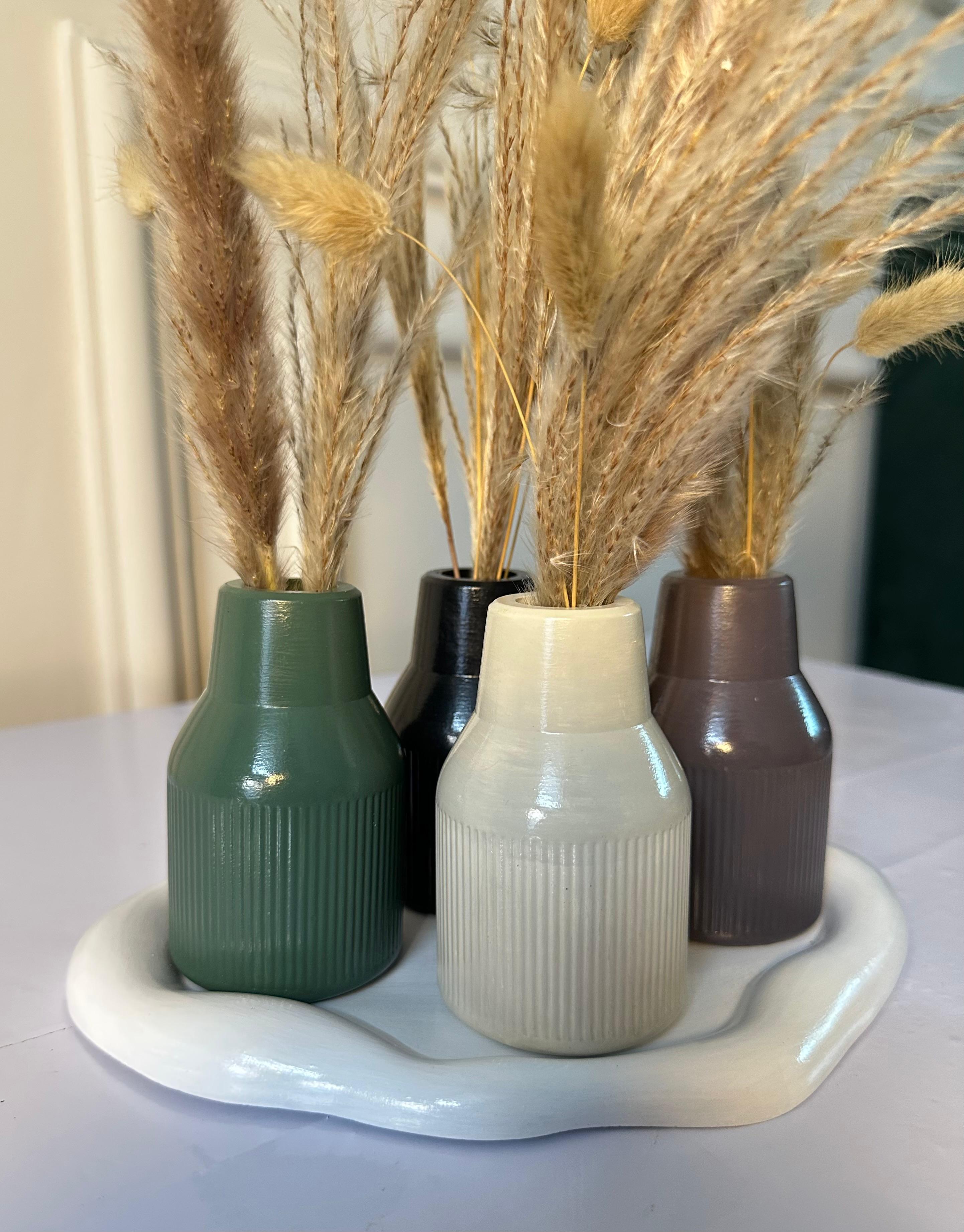 Plain Ribbed Vase