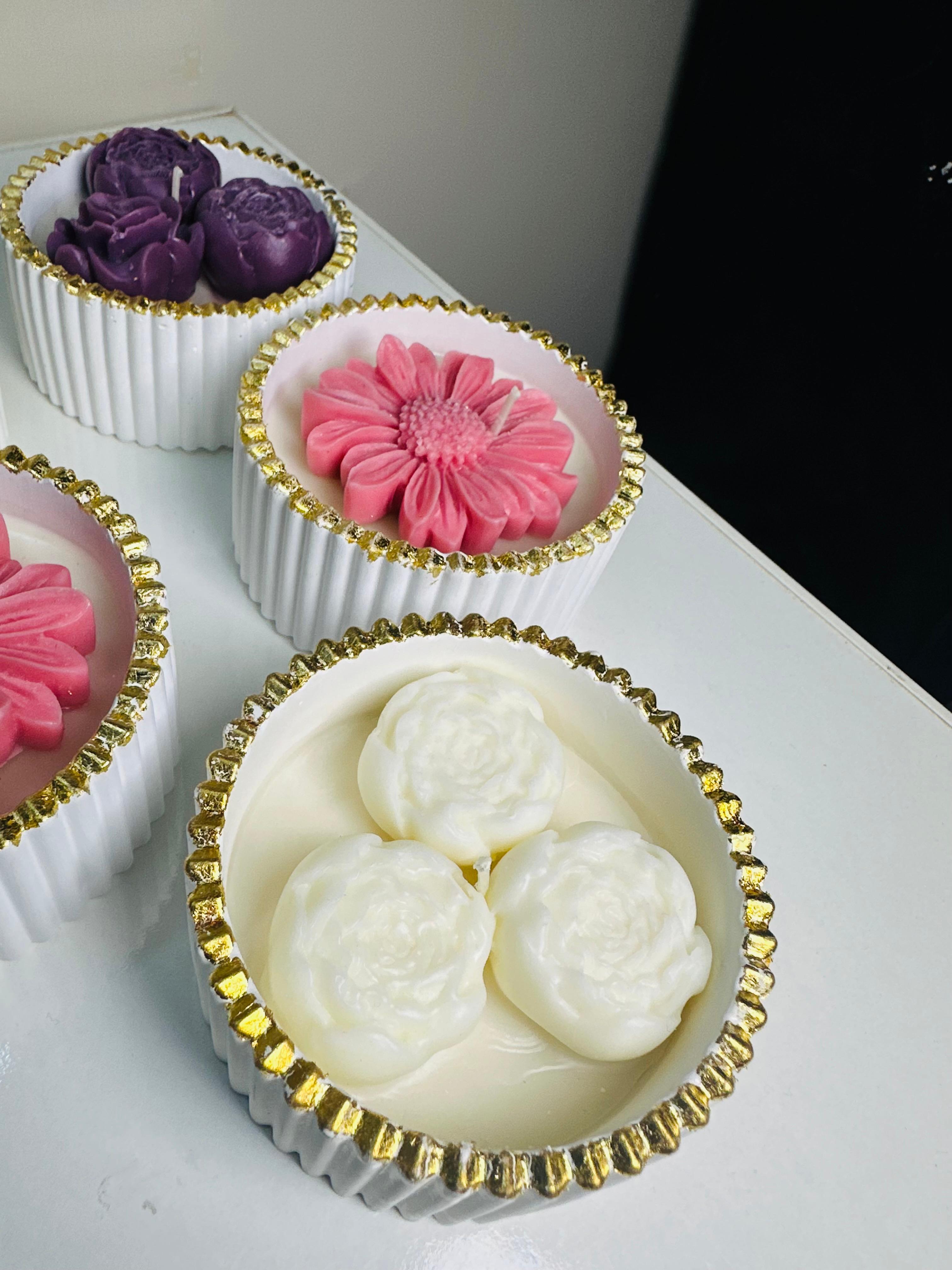 Blooming Petals Candle